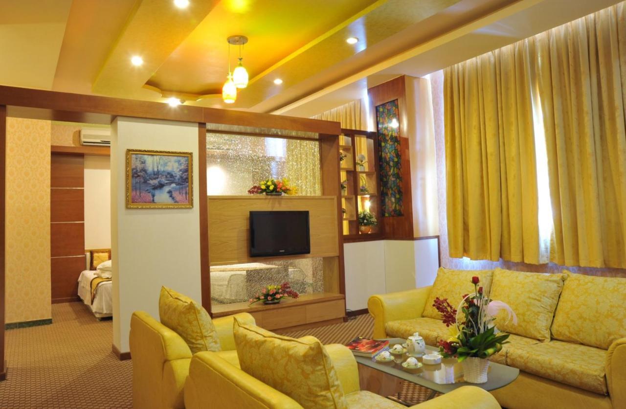 Thang Loi Hotel Thu Dau Mot Exterior foto